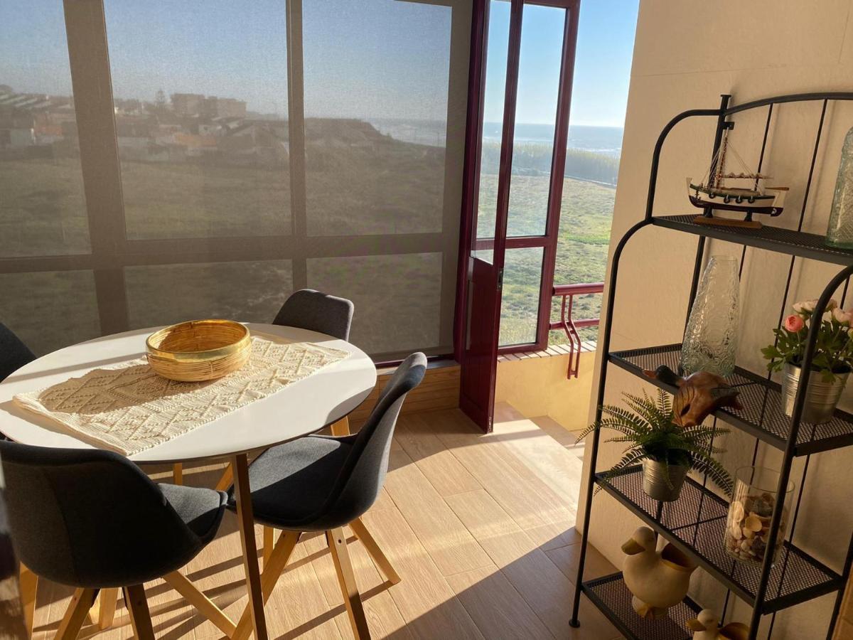 Beachfront Apartment With Swimming Pool Mindelo Exteriör bild