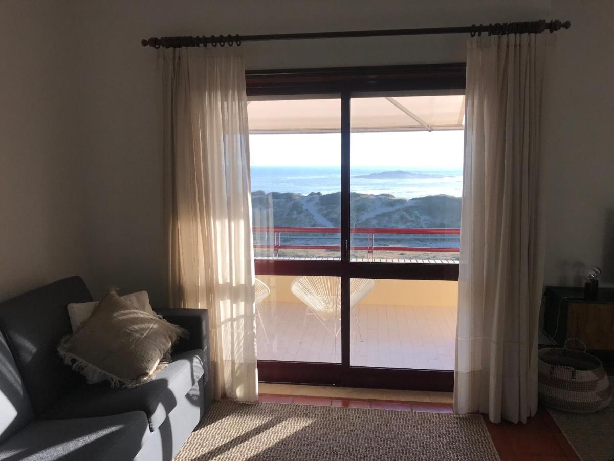 Beachfront Apartment With Swimming Pool Mindelo Exteriör bild